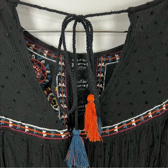 Francesca’s Miami Boho Short Flutter Sleeve Embroidered Mini Tunic Dress Large - Picture 8 of 12